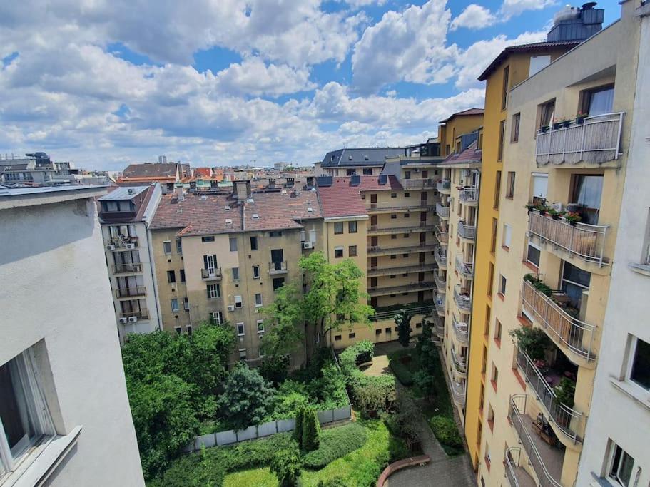 Master Apartment With Air Condition And Separated Rooftop Terrace Budapeşte Dış mekan fotoğraf